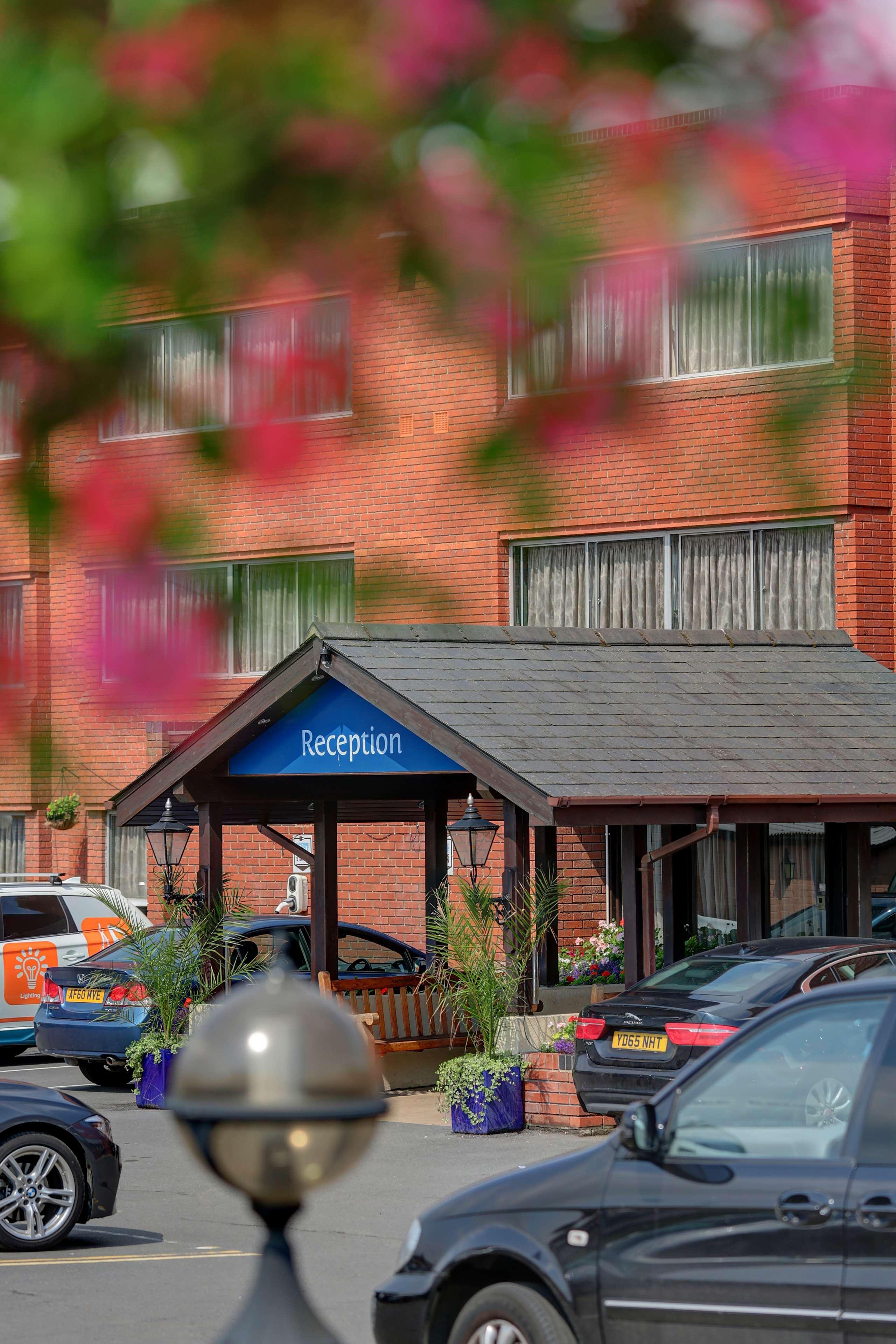 Best Western Heath Court Hotel Newmarket  Extérieur photo