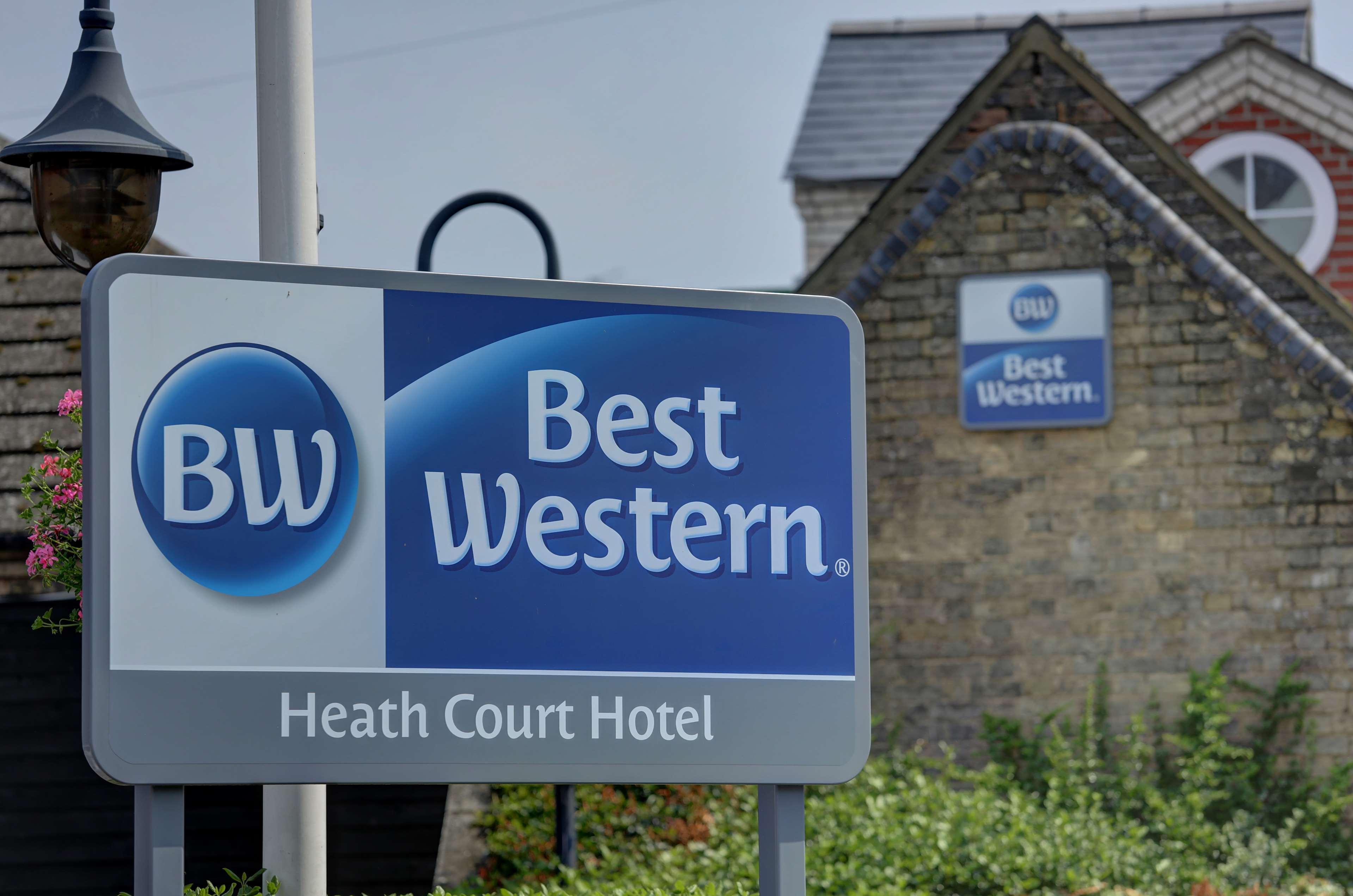Best Western Heath Court Hotel Newmarket  Extérieur photo