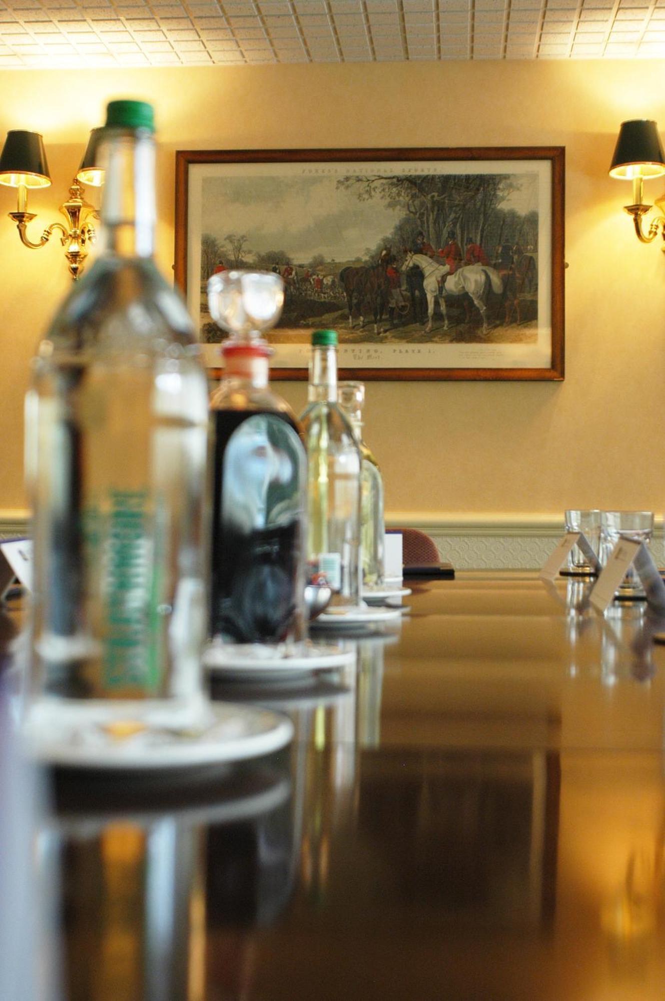 Best Western Heath Court Hotel Newmarket  Extérieur photo
